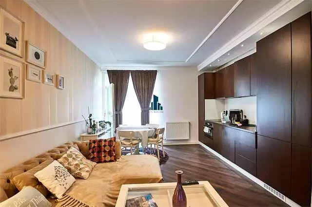 Apartament 3 camere, Lux, 2 bai, etaj intermediar, Soporului