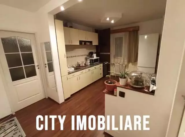 Apartament 2 camere, decomandat, mobilat, Marasti
