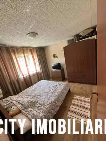 Apartament 2 camere, decomandat, mobilat, Zorilor