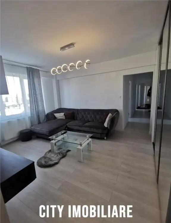 Apartament 3 camere, S- 70 mp, mobilat, P-ta Mihai Viteazul