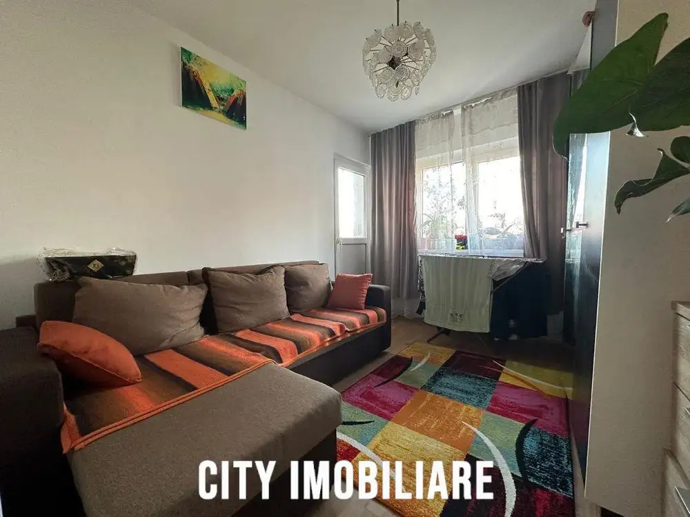 Apartament 4 camere, S 76 mp, decomandat, mobilat, Calea Florești