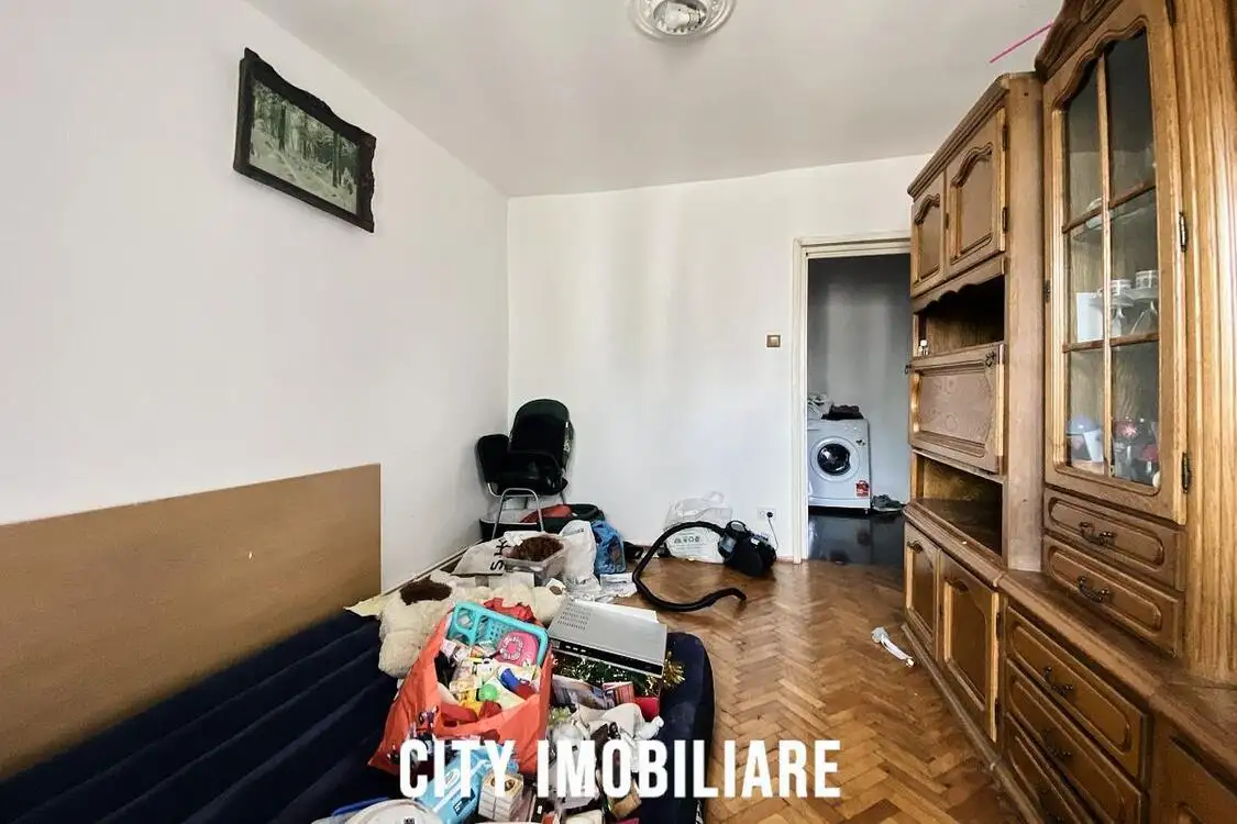 Apartament 2 camere, decomandat, 2 balcoane, Piața Mărăști