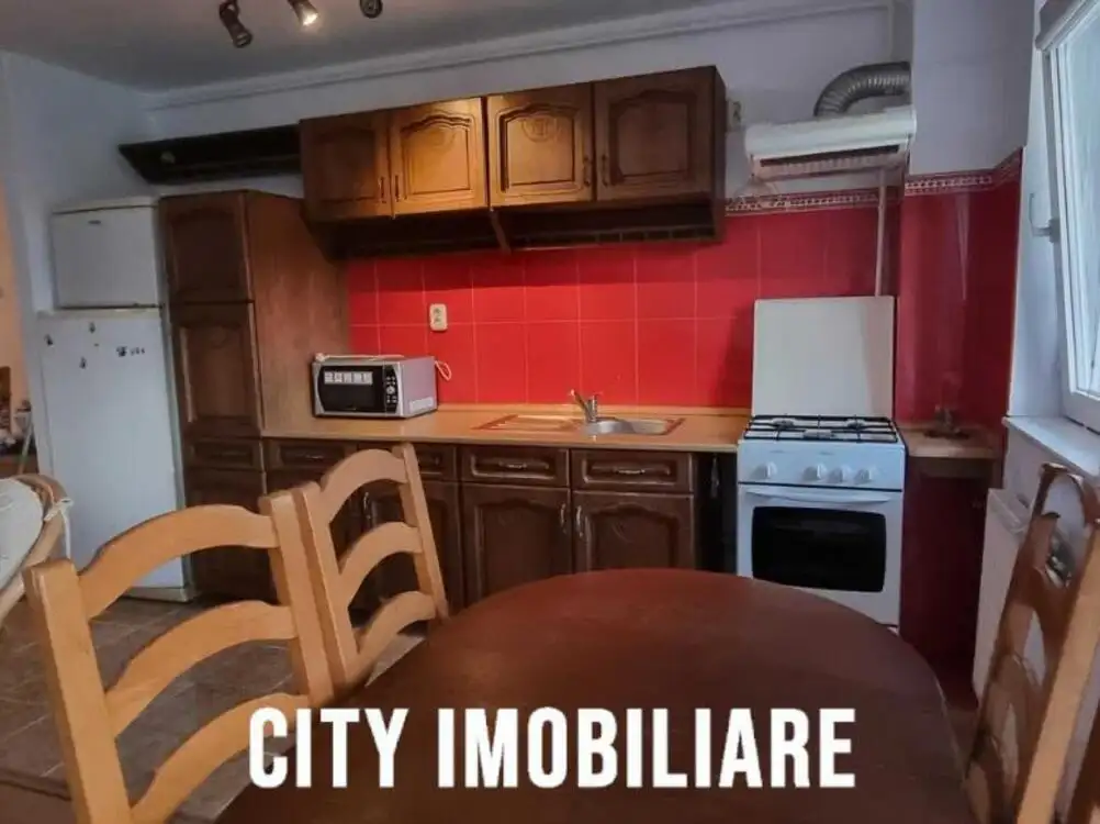 Apartament 3 camere, decomandat, S- 65 mp, Gheorgheni