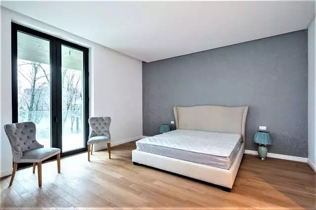 Apartament 3 camere + 2 locuri de parcare- Rahmaninov- Parc Verdi