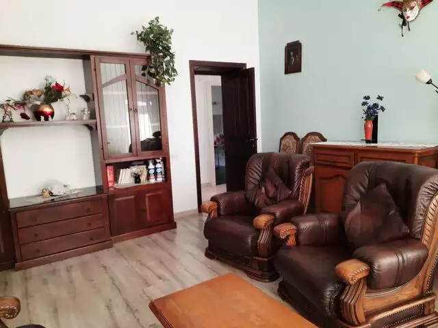 Apartament in vila, 110mp, Dacia