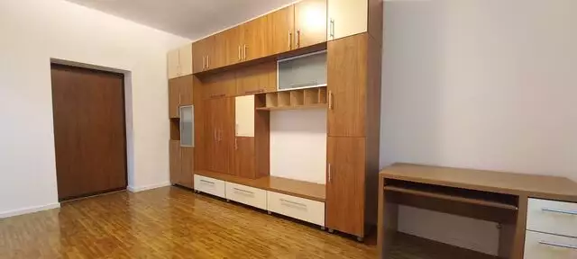 Apartament cu 2 camere // ideal investitie // mutare imediata