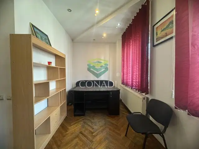 Apartament Versatil: Locuinta sau Spatiu Comercial in centru