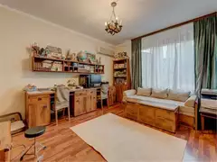 Vanzare apartament 4 camere Bucurestii Noi+ 80 mp curte proprie