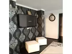 Apartament cu 3 camere in zona Bd Chisinau