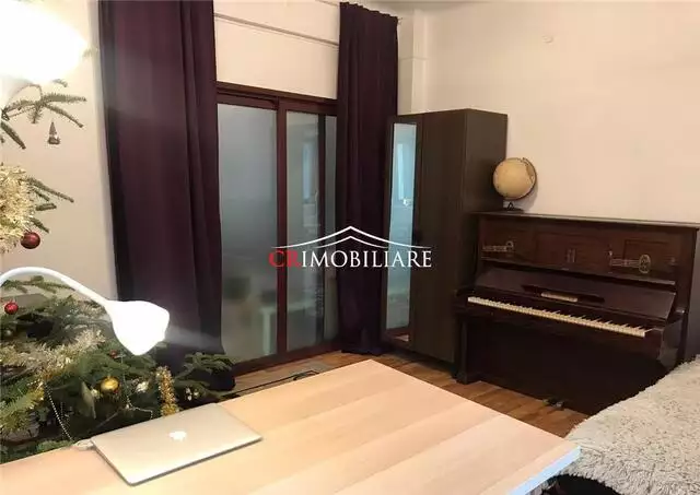 Apartament cu 4 camere - Unirii