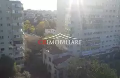 Vanzare apartament 3 camere Piata Victoriei