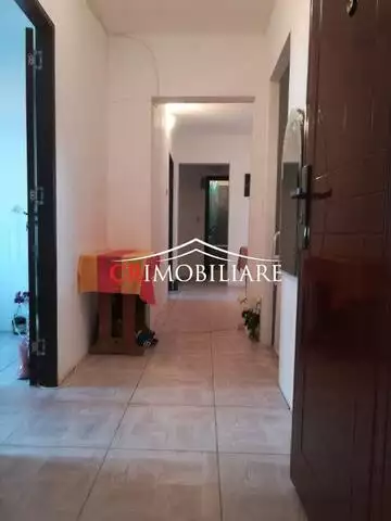 Vanzare apartament 3 camere Gorjului