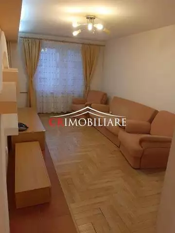 Vanzare Apartament 4 Camere Costin Georgian