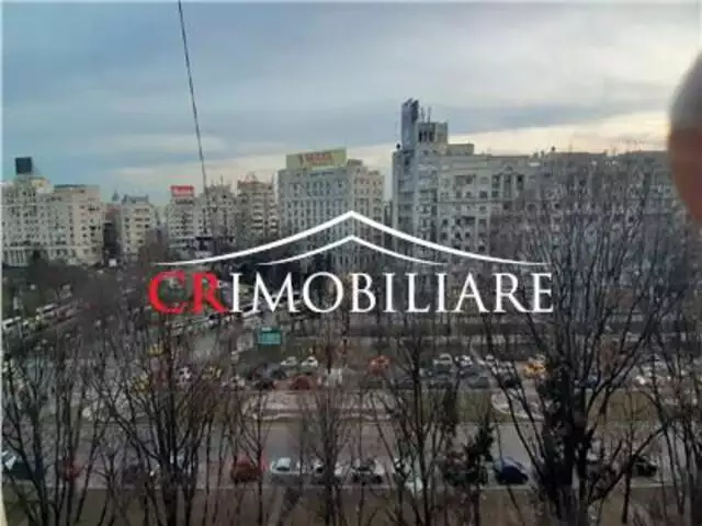 Metrou Piata Unirii Apartament 4 camere  de vanzare