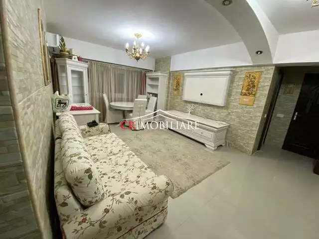 Vanzare apartament  3 camere,Unirii/Fantani