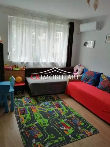 Vanzare apartament 3 camere 1 Mai | Loc de parcare ADP