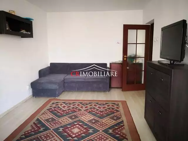 Vanzare apartament 3 camere in zona Tineretului