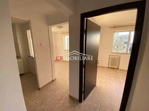 Vanzare apartament 3 camere Tei, NEGOCIABIL