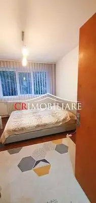 Vanzare apartament 3 camere Apusului