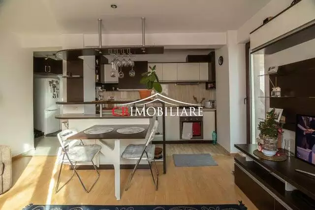 Vanzare apartament 2 camere Gorjului