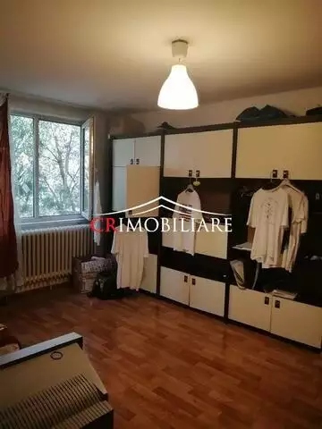 Vanzare apartament 2 camere Drumul Taberei