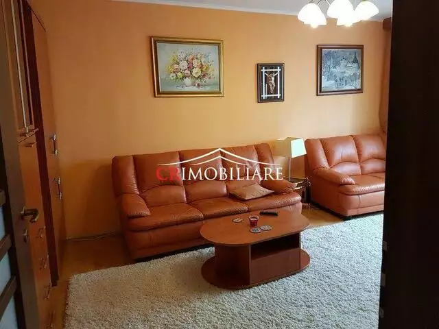 Vanzare apartament 3 camere Tineretului