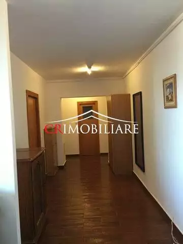 Inchiriere apartament 3 camere Unirii