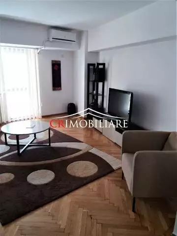 Vanzare apartament 3 camere Piata Unirii metrou