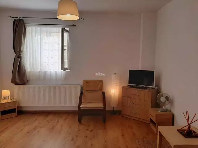 Inchiriere apartament 2 camere, Piata Amzei