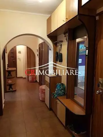 Vanzare Apartament 3 camere Tineretului