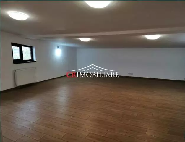 Vanzare apartament 3 camere, Gorjului