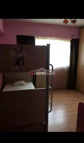 Vanzare apartament 3 camere zona Lacul Tei