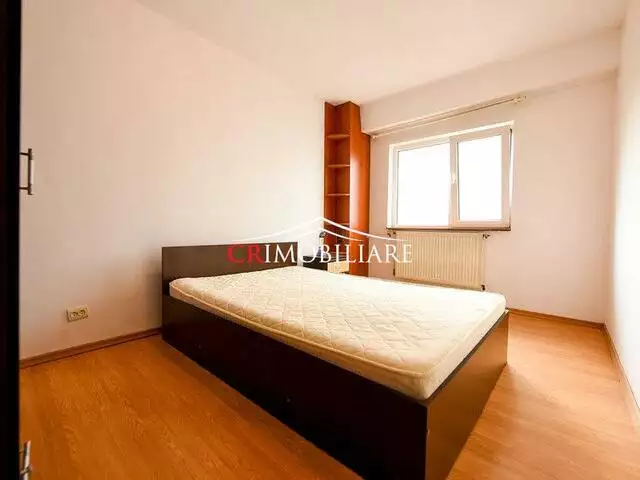 Vanzare Apartament 3 camere Tineretului