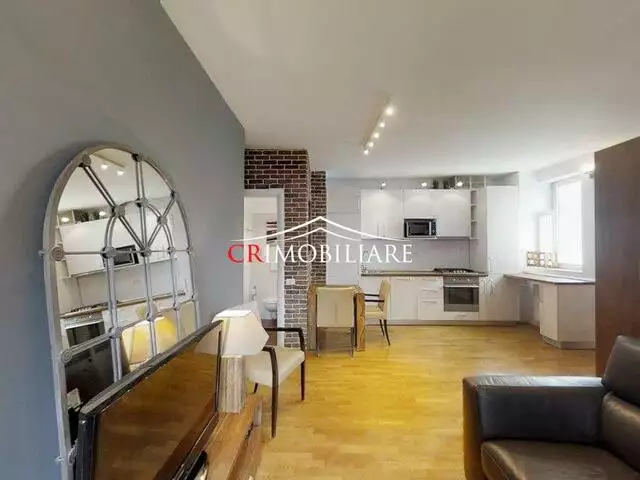 Vanzare apartament 3 camere Piata Victoriei