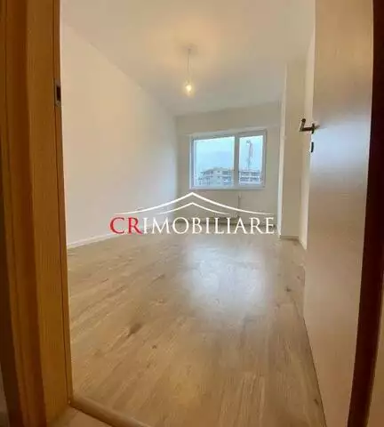 Vanzare apartament 3 camere Drumul Taberei