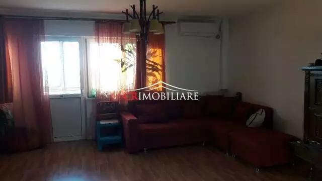 Vanzare apartament 3 camere Drumul Taberei