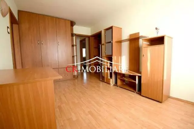 Vanzare apartament 4 camere Aviatiei