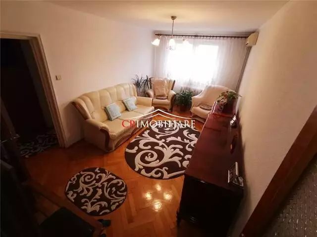 Vanzare apartament 4 camere Chisinau Basarabia