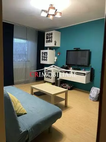 Vanzare apartamentului 3 camere Tineretului