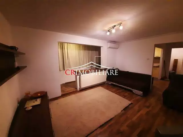 Apartament de vanzare 3 camere Metrou Titan