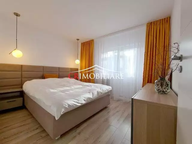 Apartament 3 camere de vanzare lujerului