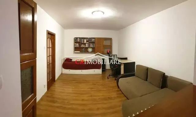 Apartament 2 camere de vanzare Lujerului