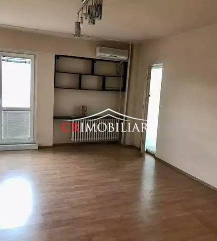 Apartament de vanzare 3 camere Unirii