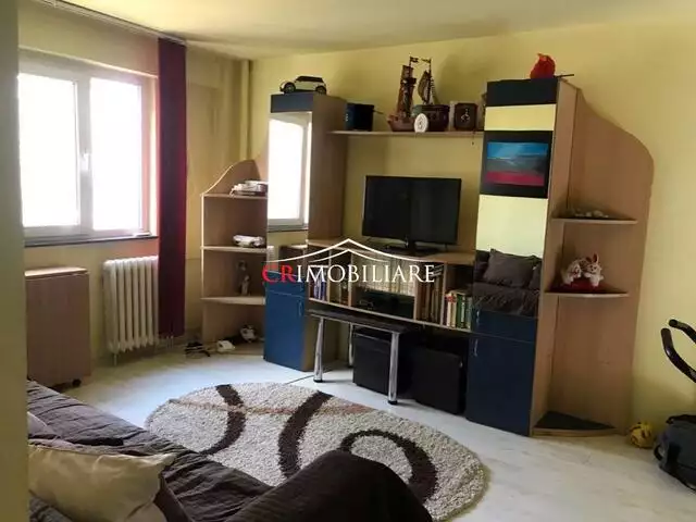 Apartament 2 camere de vanzare Apusului