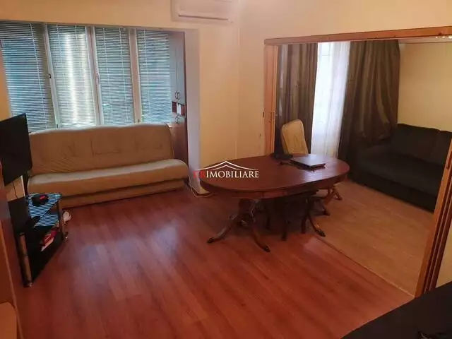 Vanzare apartament 3 camere Tineretului