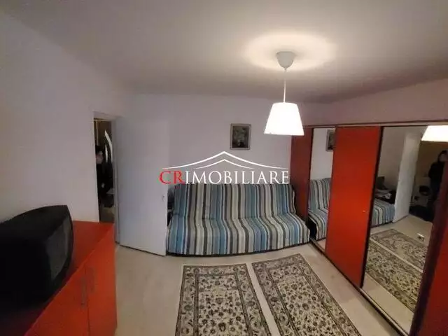 Apartament 3 camere de vanzare Drumul Taberei