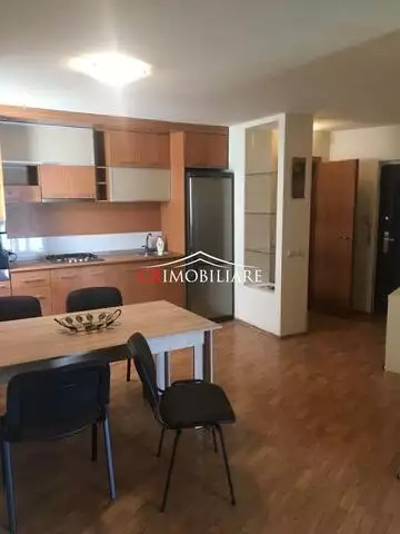 Vanzare apartament 3 camere Tineretului