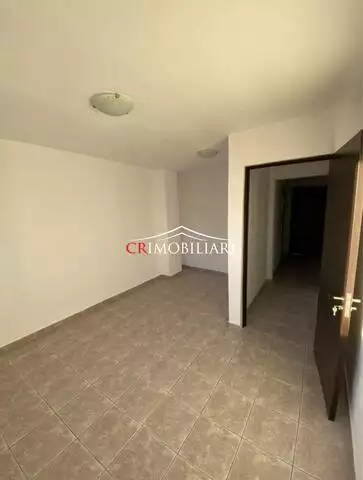 Vanzare apartament 3 camere Lacul Tei