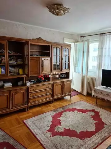 Vanzare apartament 2 camere