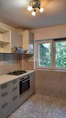 Vanzare apartament 2 camere Titulescu